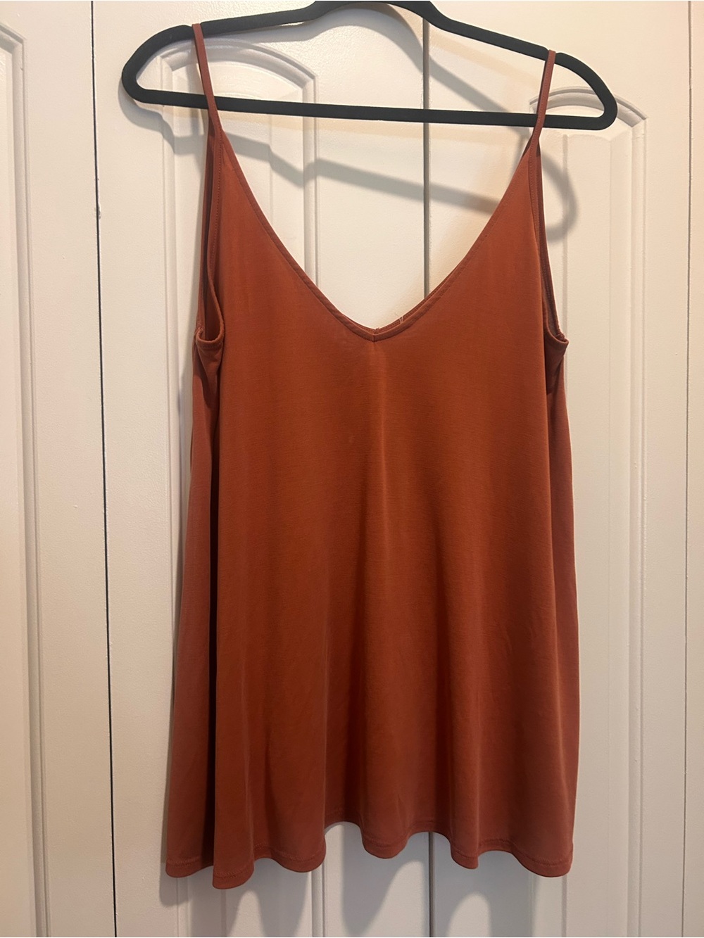 silence + noise Rust V-Neck Spaghetti Strap Camisole